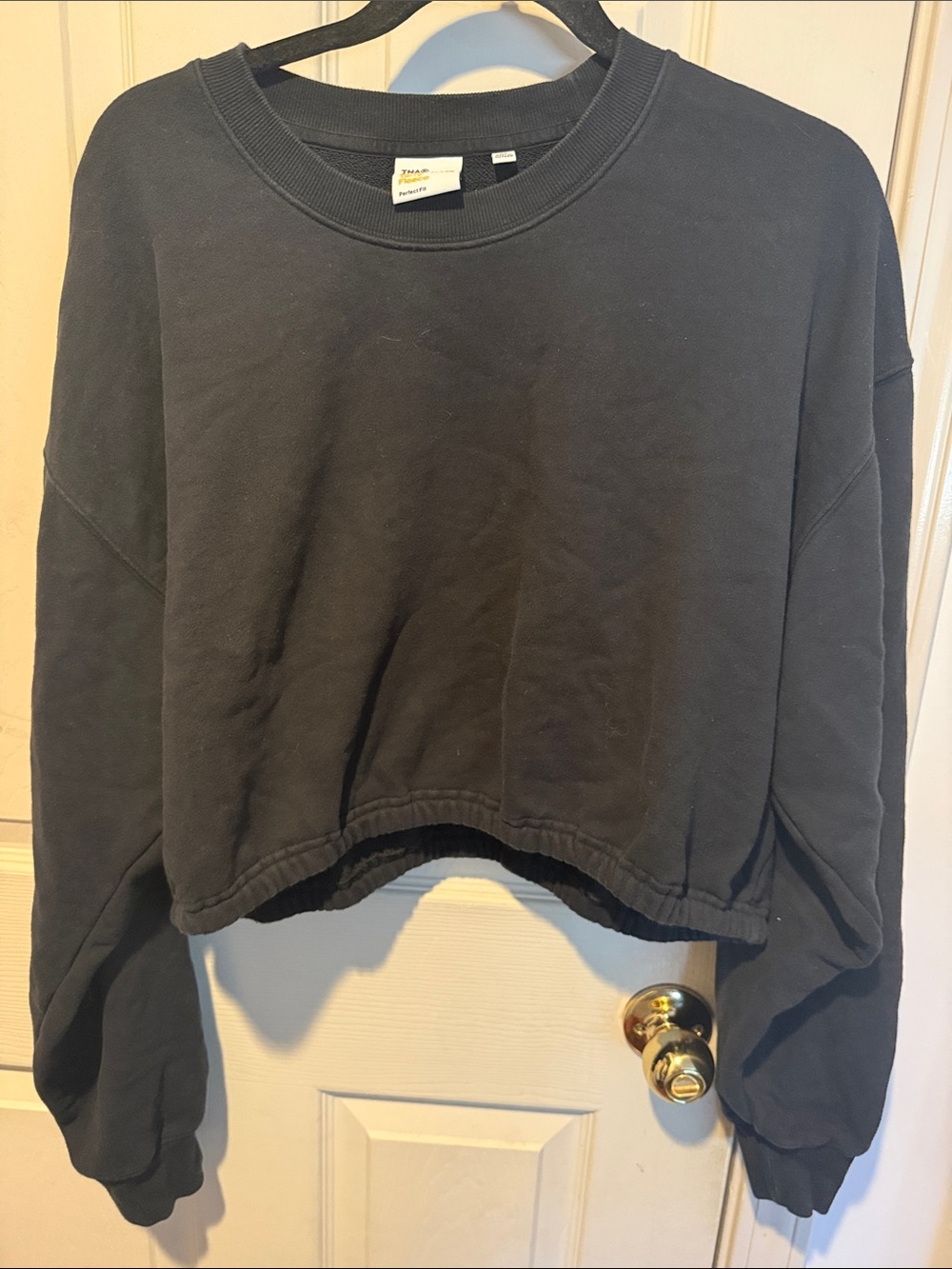 TNA Cropped Black Crewneck Sweatshirt